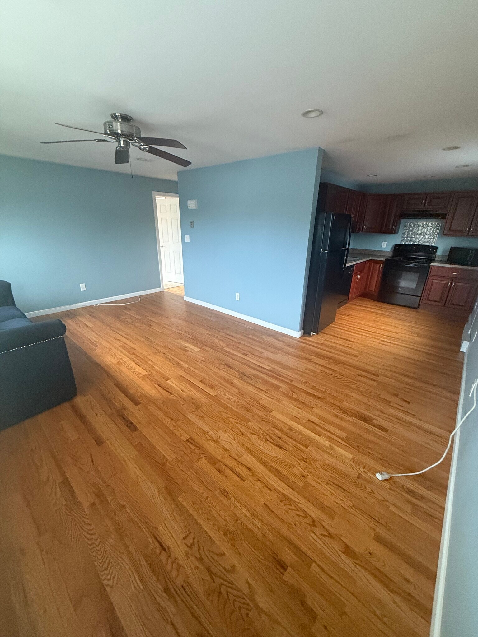 Living room/ Kitchen - 381 31st St