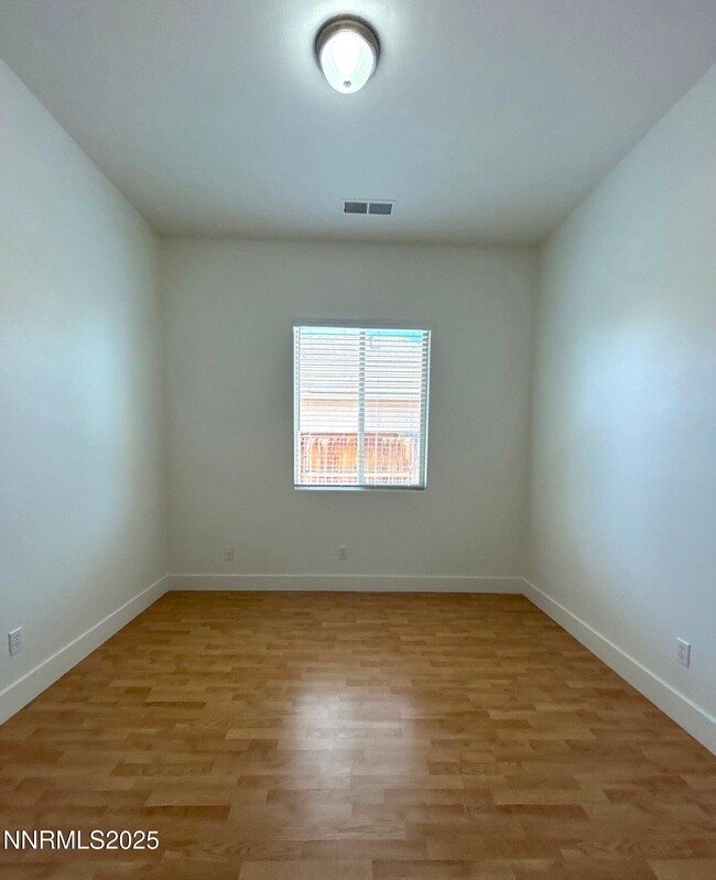 Building Photo - 5021 Chevalier Dr
