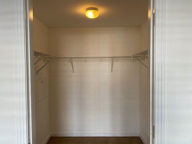 Building Photo - 875 G St