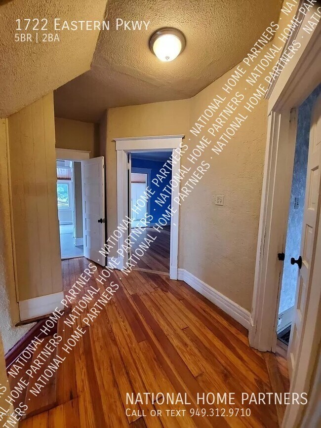 Building Photo - Rent to Own 5 bedroom with $15,000 Down - ...