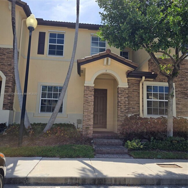 Primary Photo - 9031 SW 227th St