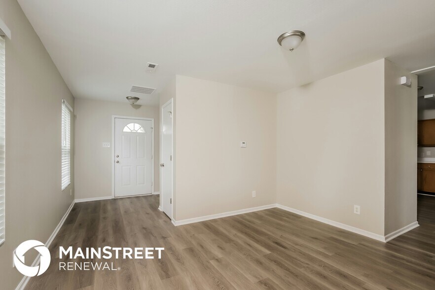 Building Photo - 729 Runningbrook Ln