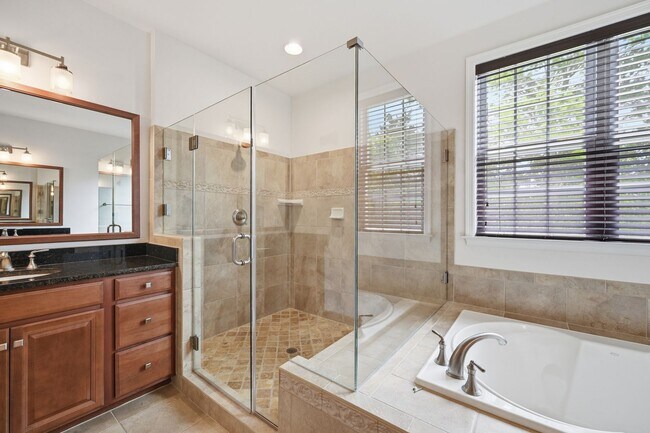 Building Photo - 24267 Purple Finch Dr