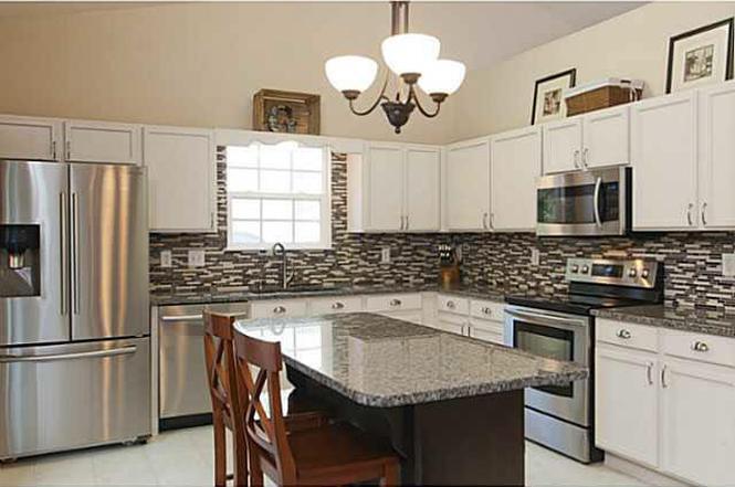 Building Photo - 5 Calaveras Ct