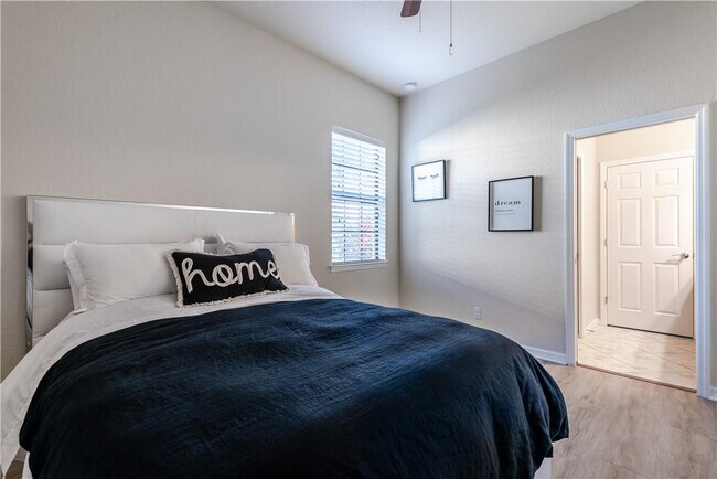 Building Photo - 3425 Siena Cir