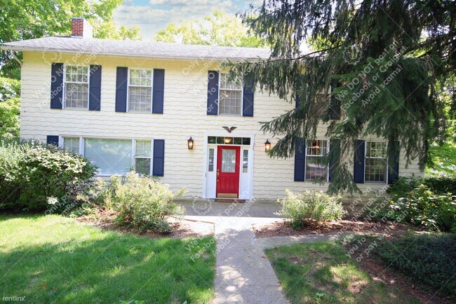 Building Photo - 6 br, 2.5 bath House - 5303 OH-257 St