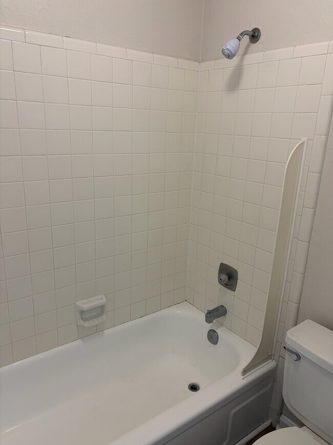 Building Photo - 220 Atkinson Dr