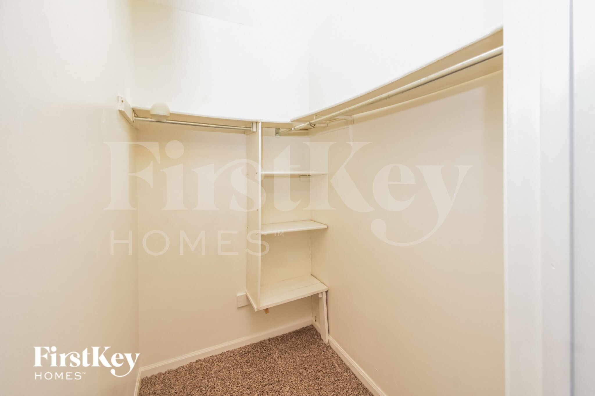 Building Photo - 5707 Windward Way