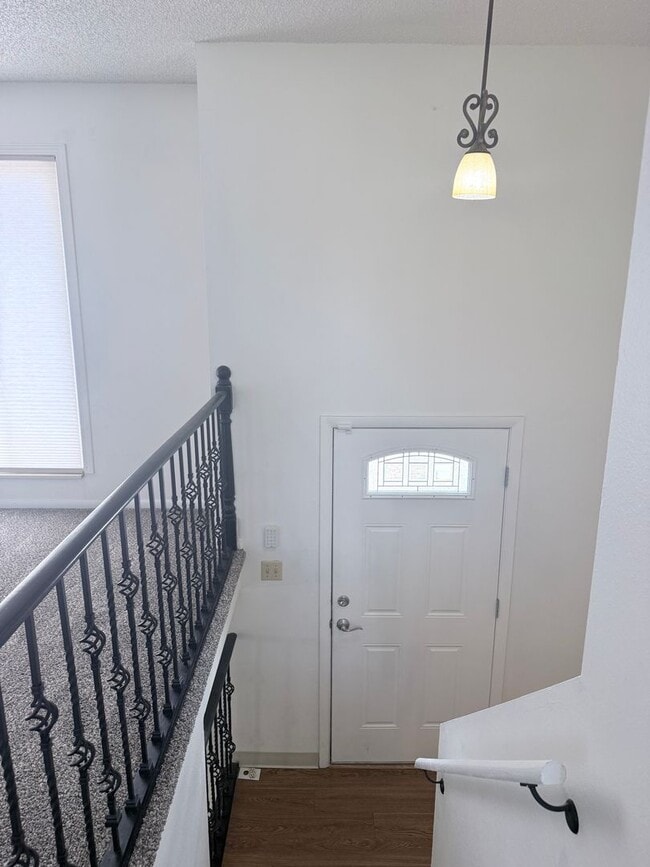 Building Photo - 5710 Eldora Dr