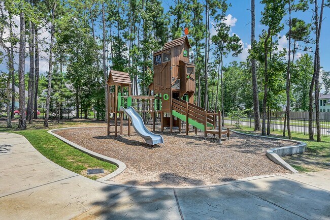 Building Photo - 328 Rise Ln