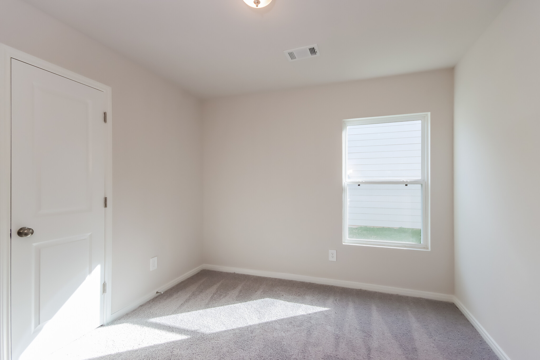 Building Photo - 15606 Briar Forest Dr