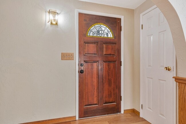 Building Photo - Home for Rent in Santa Clara