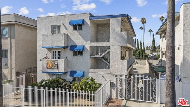 Building Photo - 14333 Haynes St