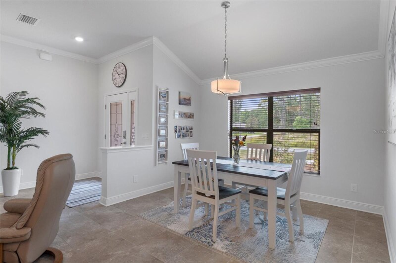 Building Photo - 2797 N Hythe Point