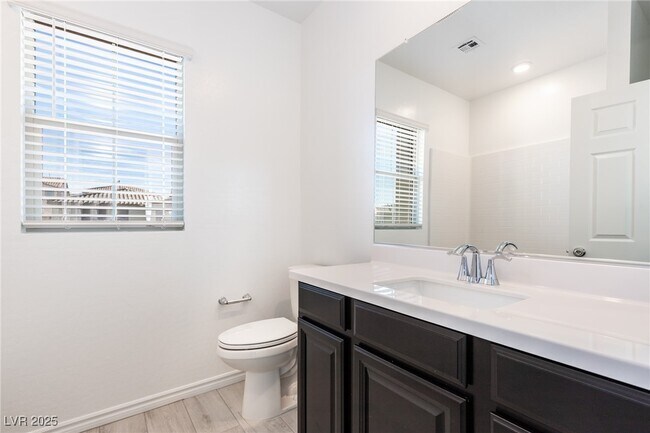 Building Photo - 8142 Skye Vineyard Dr