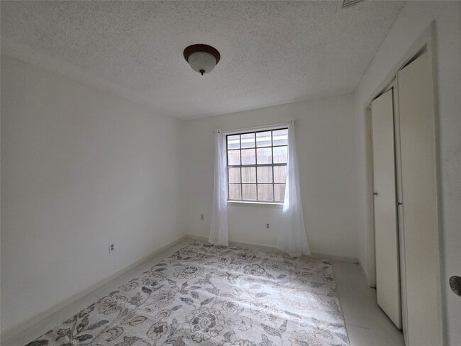 Building Photo - 5613 Cripple Brook Ct