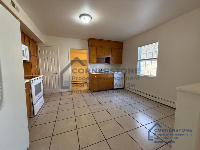 Building Photo - 4335 Yellow Mountain Rd