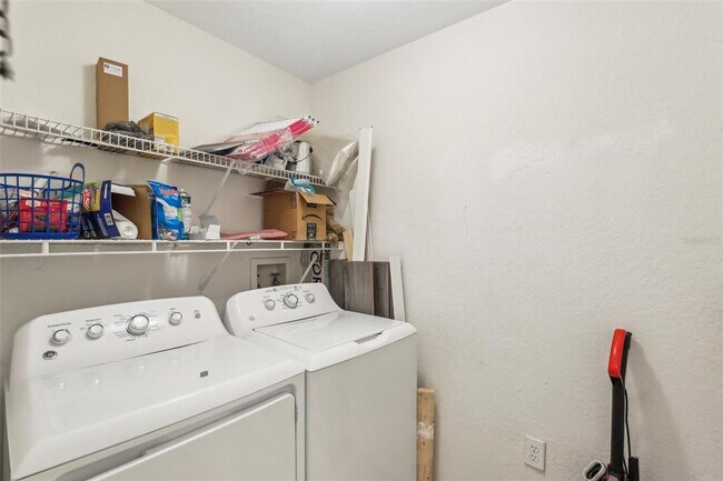 Building Photo - 17104 Carrington Park Dr