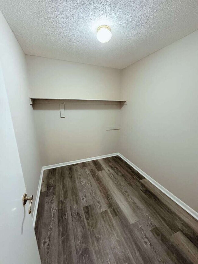 Building Photo - 2553 Terrace Trail