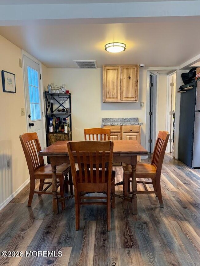 Building Photo - 115 Bay Pkwy