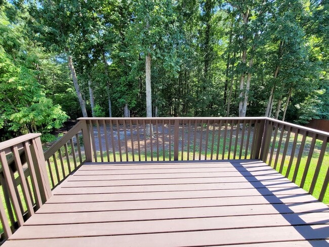 Building Photo - 109 Highland Mist Cir