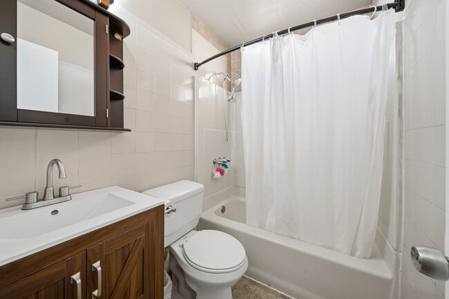 Building Photo - HOUSE FOR RENT IN EL CENTRO