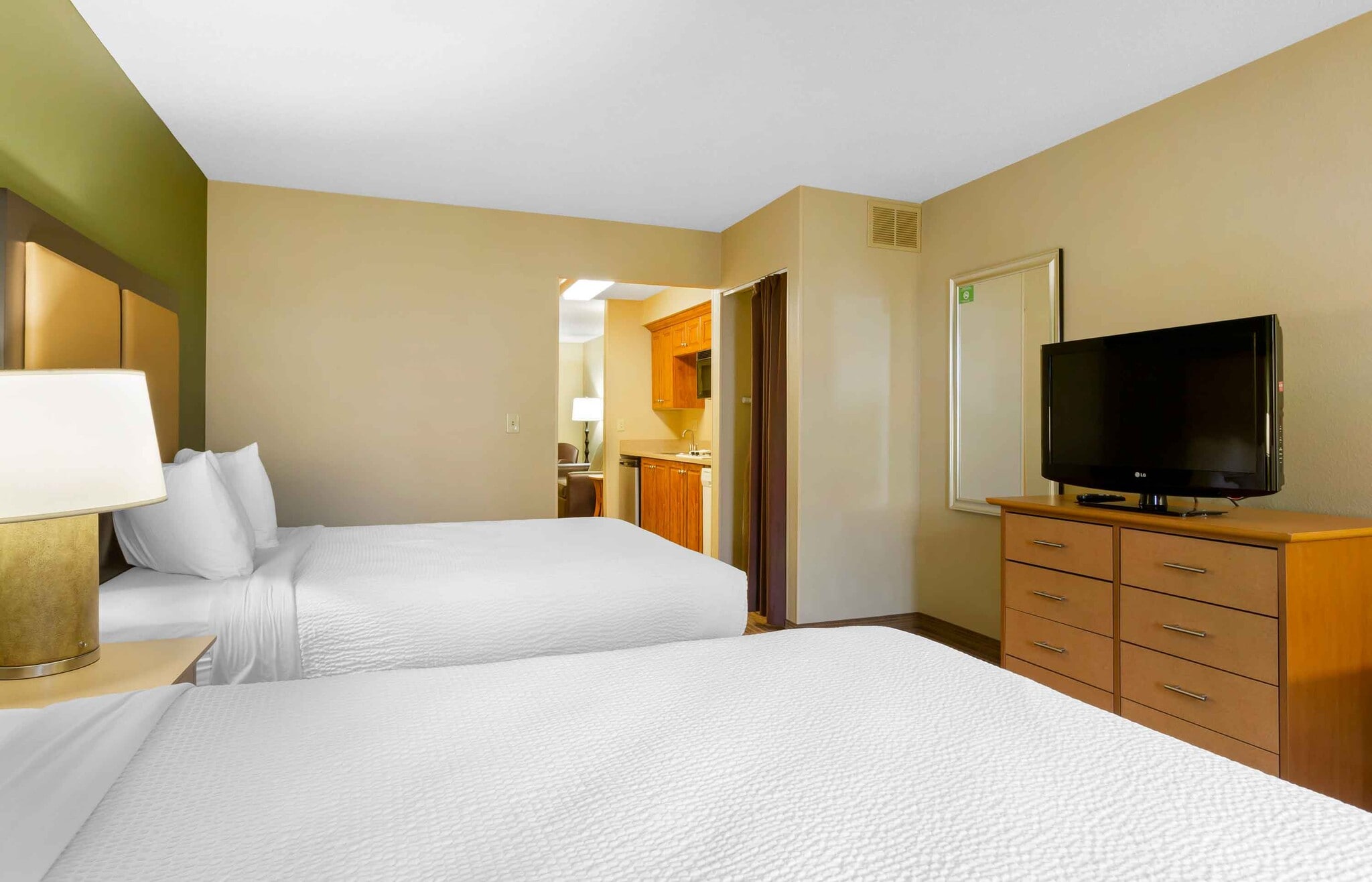 Building Photo - Furnished Studio-Findlay - Tiffin Avenue
