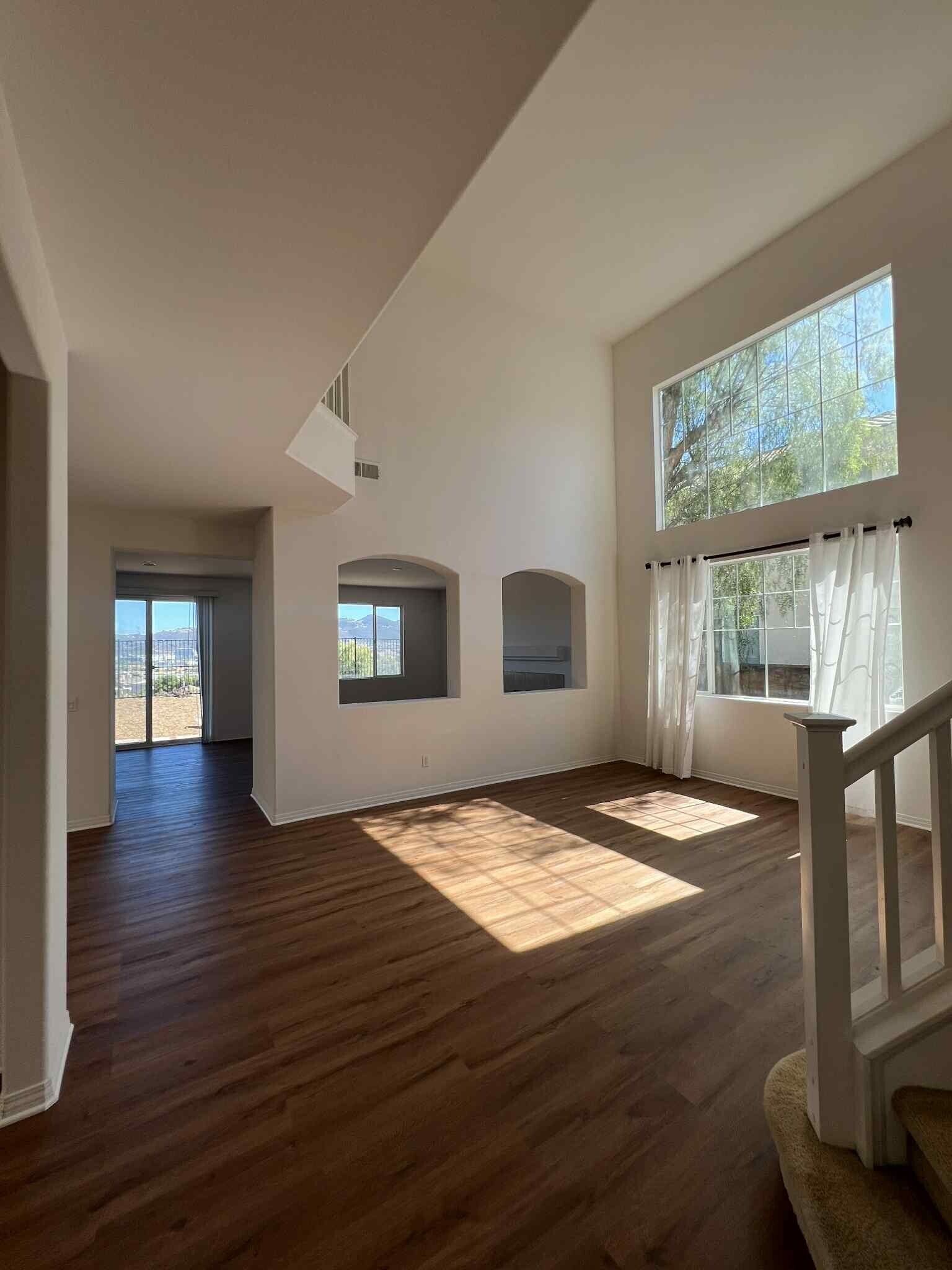 Building Photo - 721 Helmsdale Rd