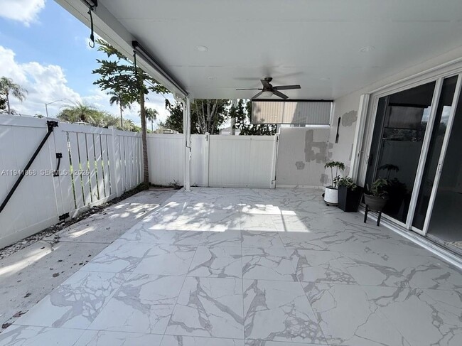 Building Photo - 119 SW 168th Terrace