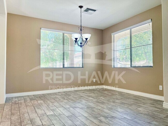 Building Photo - 3853 E Santa Fe Ln