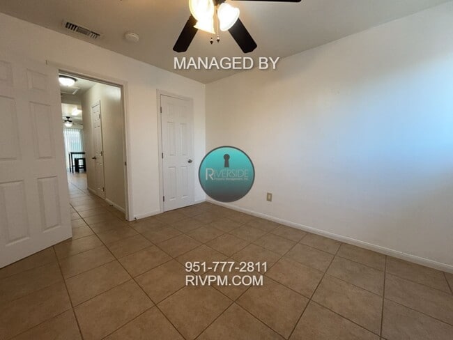 Building Photo - CHARMING 2-BEDROOM CONDO FOR RENT IN RIVER...