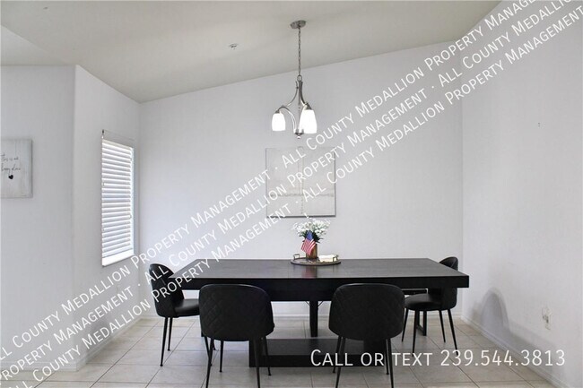 Building Photo - 11620 Navarro Way