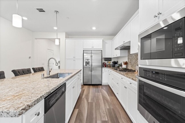 Building Photo - 28371 Vela Wy