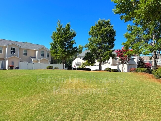 Building Photo - 313 River Clay Road