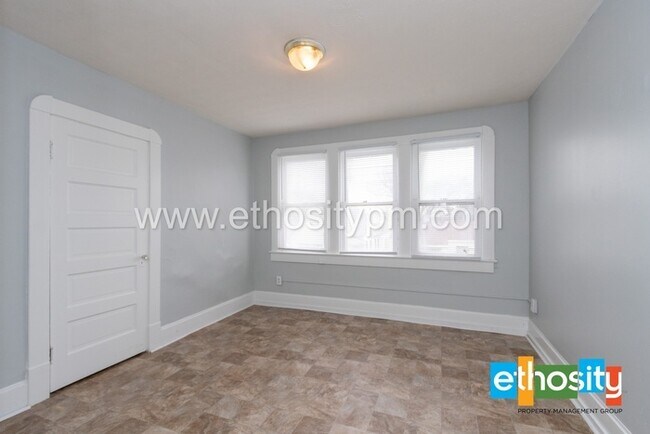 Building Photo - 2142 Webb St, Indianapolis, IN