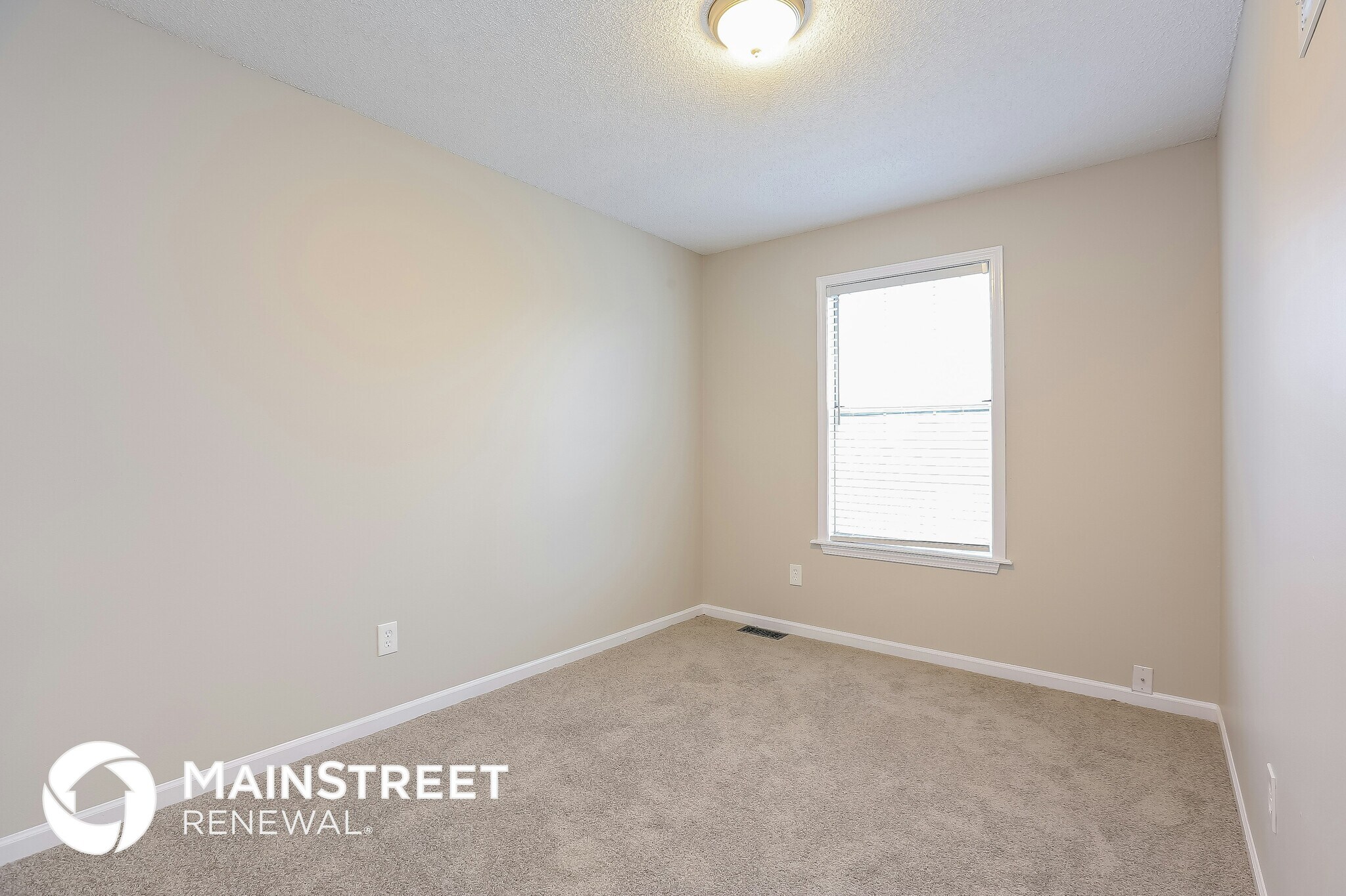 Building Photo - 19246 E Ponca Dr