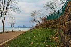 Building Photo - 10616 Bernard Ave