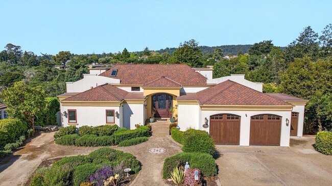 Building Photo - 41 S Circle Dr
