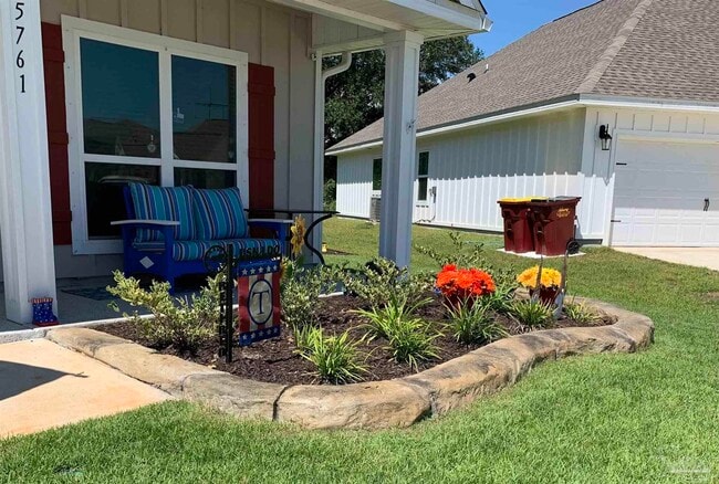 Building Photo - 5761 Danbury Blvd