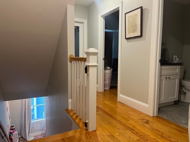 Building Photo - 45 Spring St