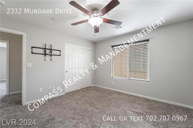 Building Photo - 2332 Mundare Dr