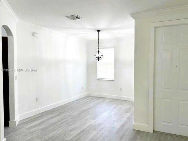 Building Photo - 11362 SW 137th Pl