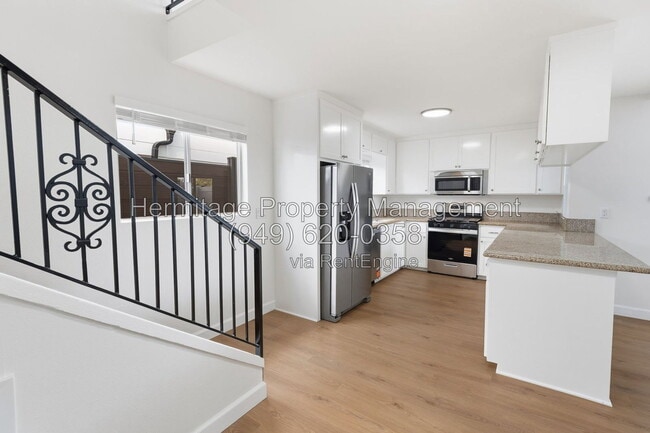 Building Photo - 601.5 Larkspur Ave