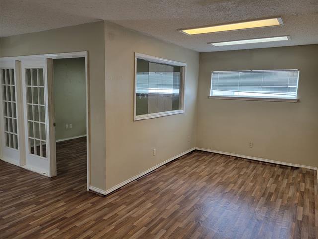 Building Photo - 1358 Meadow Creek Dr