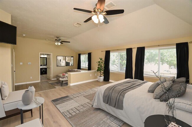 Building Photo - 15018 Moss Boulder Ct