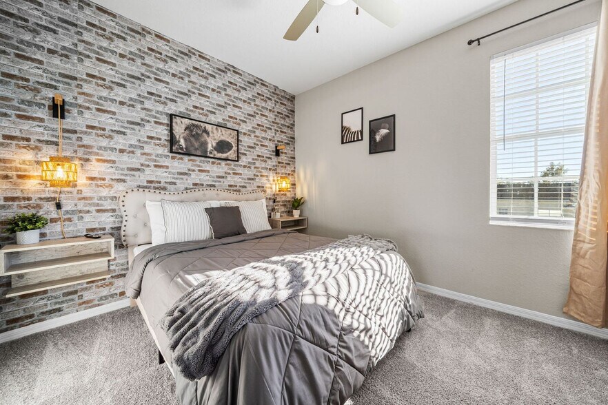 Building Photo - 9874 Montague St