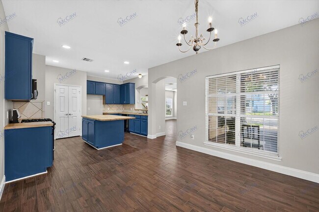 Building Photo - 1209 Chattahoochee