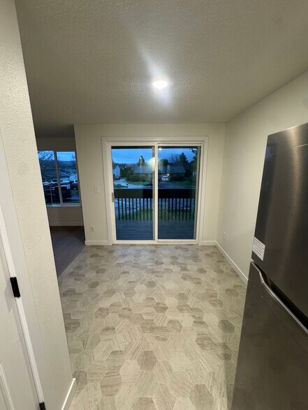 Building Photo - 15715 63rd Street Ct E