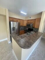 Building Photo - 7233 Golf Colony Ct