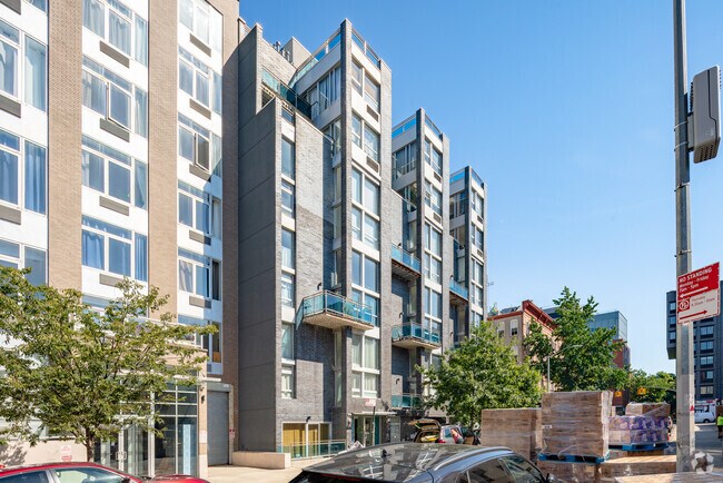 Building Photo - 105 Grand Ave